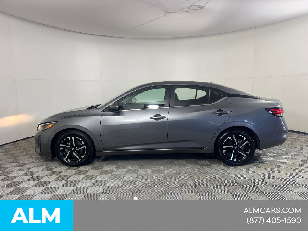 Used 2024 Nissan Sentra SV FWD image 10