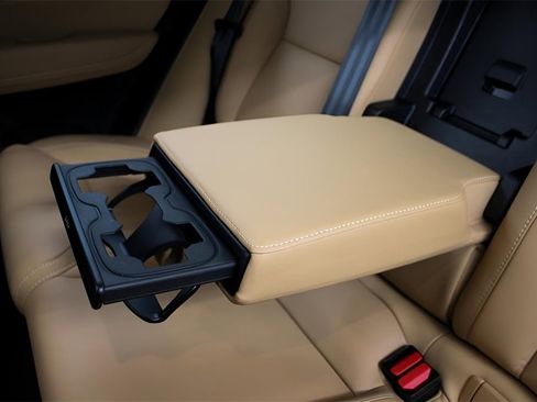 New 2025 Volvo XC60 B5 Ultra w/ Protection Package Premier image 32