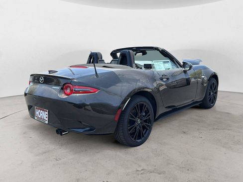 New 2026 MAZDA MX-5 Miata Club w/ Interior Package RWD image 5