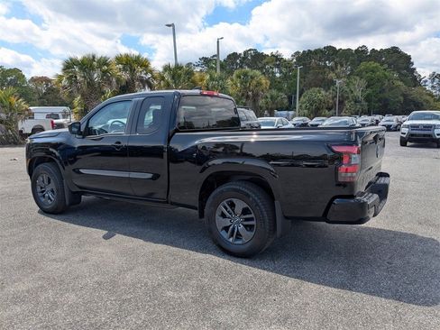 New 2025 Nissan Frontier SV image 6