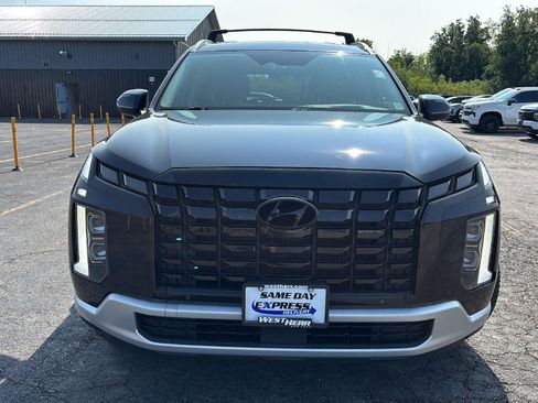 Used 2023 Hyundai Palisade Limited AWD/4WD image 2