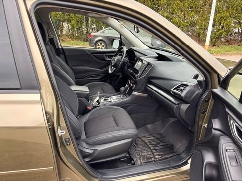 Certified 2023 Subaru Forester Premium AWD/4WD image 13