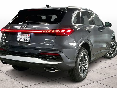 Used 2025 Audi Q5 Premium Plus w/ Premium Plus image 16