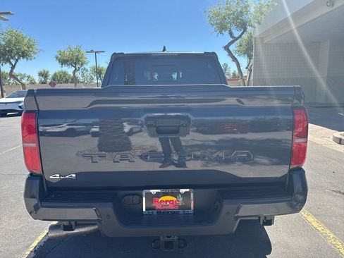 Used 2025 Toyota Tacoma SR5 image 6