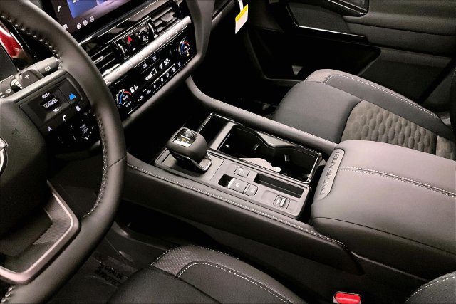 New 2026 Nissan Pathfinder SV FWD image 9