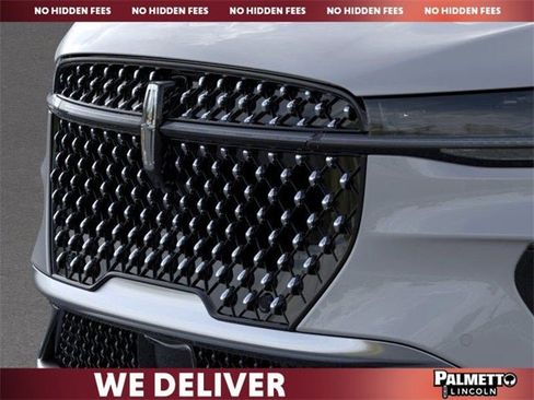 New 2026 Lincoln Nautilus Premier image 17