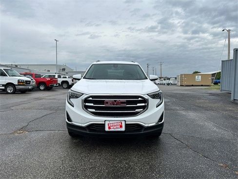 Used 2021 GMC Terrain SLT image 9