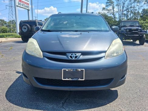 Used 2006 Toyota Sienna CE FWD image 2