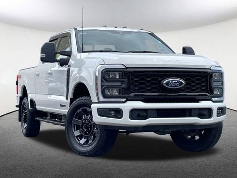 Certified 2024 Ford F250 Lariat w/ Sport Appearance Package image 2