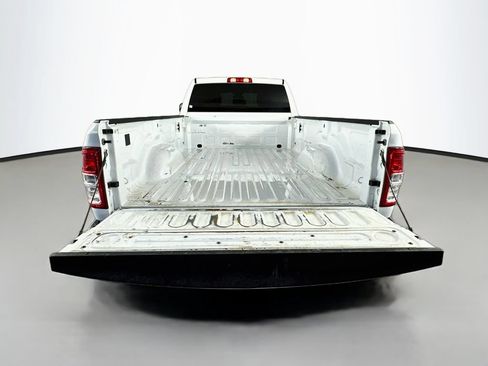 Used 2022 RAM 3500 Big Horn AWD/4WD image 28