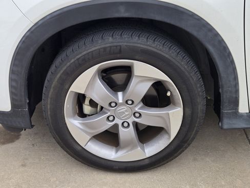 Used 2021 Honda HR-V LX image 10