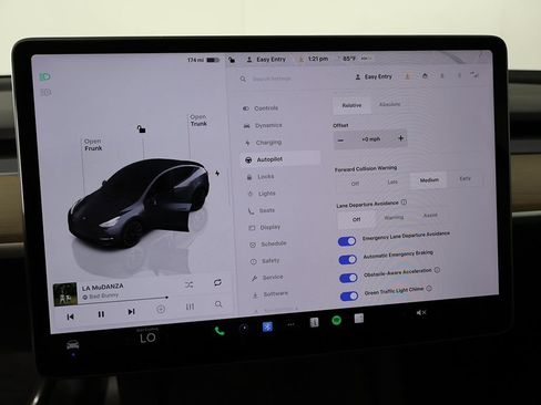 Used 2023 Tesla Model Y Long Range AWD/4WD image 48
