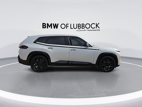 Used 2023 BMW XM image 10