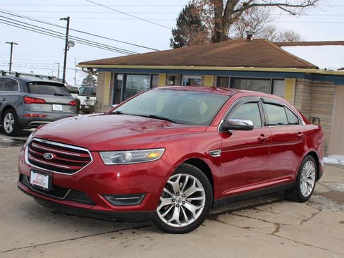 Used 2014 Ford Taurus Limited image 2