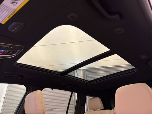 New 2025 Jeep Grand Cherokee Limited image 15