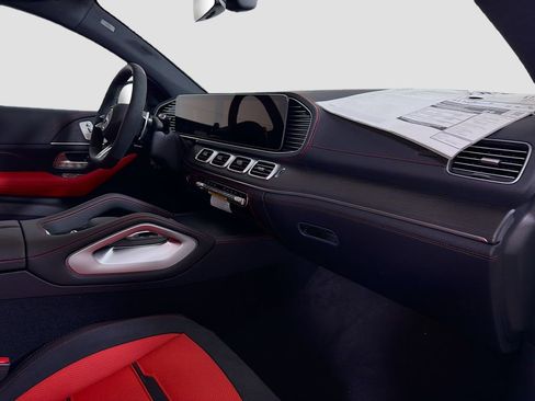 New 2026 Mercedes-Benz GLE 53 AMG 4MATIC Coupe image 32