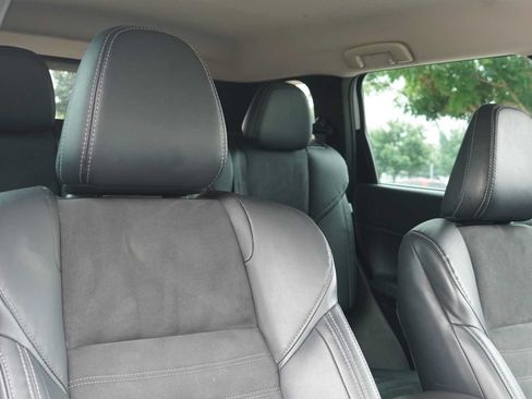 Used 2023 Mitsubishi Outlander SE FWD image 28