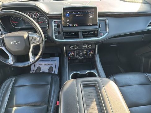 Used 2021 Chevrolet Tahoe Z71 w/ Z71 Signature Package image 17
