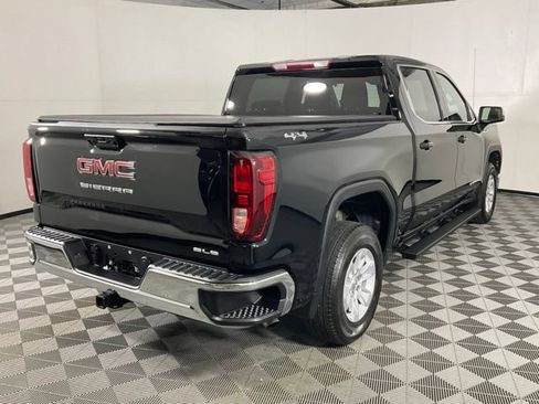 Used 2024 GMC Sierra 1500 SLE AWD/4WD image 8