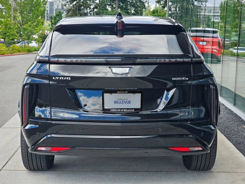 Used 2026 Cadillac Lyriq Sport AWD/4WD image 4