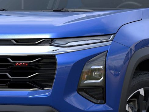 New 2025 Chevrolet Equinox RS image 10