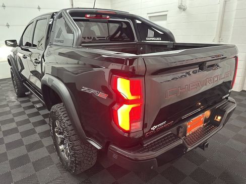 Used 2024 Chevrolet Colorado ZR2 w/ ZR2 Convenience Package III AWD/4WD image 7
