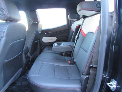 Used 2024 GMC Canyon AT4X w/ AT4X AEV Edition image 29