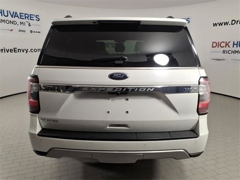 Used 2021 Ford Expedition Max Limited image 5
