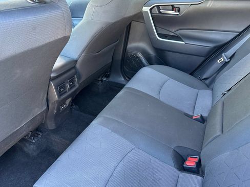 Certified 2025 Toyota RAV4 XLE AWD/4WD image 15