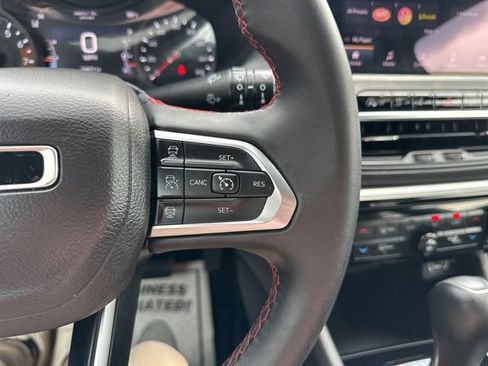 Certified 2025 Jeep Compass Trailhawk AWD/4WD image 21