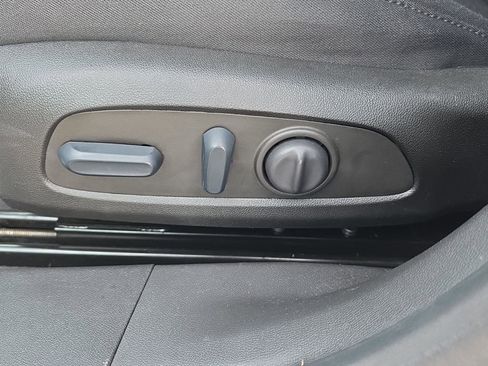 Used 2022 Chevrolet Malibu LT image 12