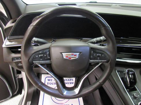 Used 2021 Cadillac Escalade ESV Sport w/ Heavy-Duty Trailer Package AWD/4WD image 32