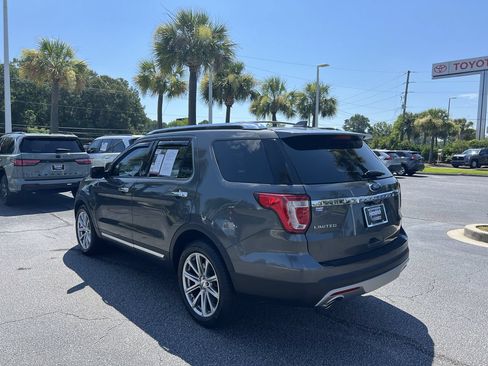 Used 2016 Ford Explorer Limited FWD image 8