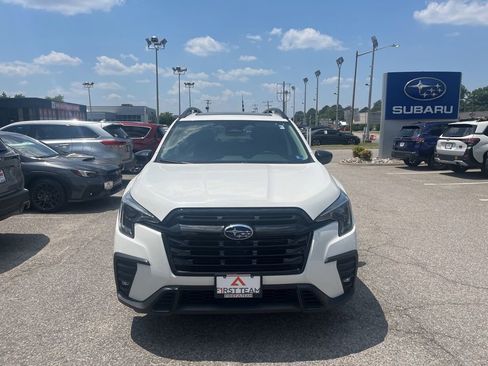 Used 2025 Subaru Ascent Bronze Edition AWD/4WD image 8