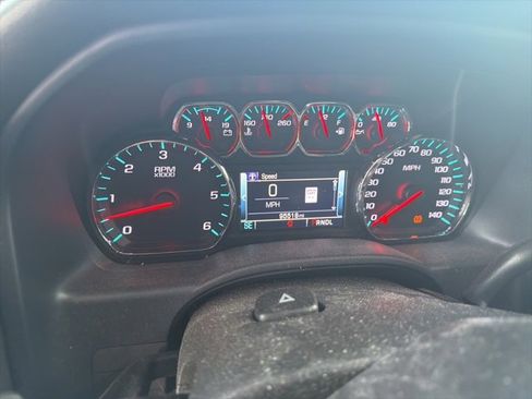 Used 2018 GMC Sierra 1500 SLE w/ SLE Value Package image 11