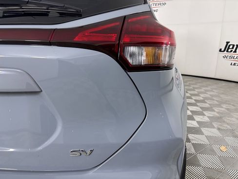 Used 2024 Nissan Kicks SV image 31