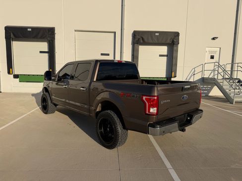 Used 2015 Ford F150 XLT w/ Equipment Group 302A Luxury image 5