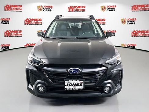 Certified 2025 Subaru Outback Premium w/ Popular Package #1 AWD/4WD image 12