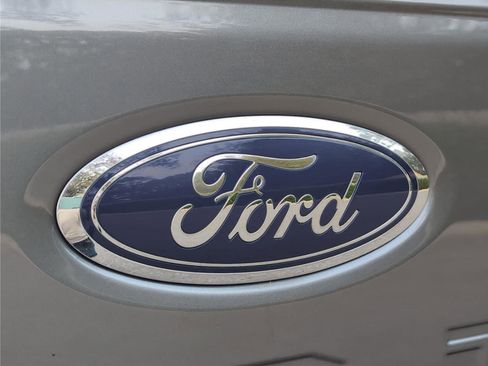 Used 2024 Ford F250 Lariat w/ Sport Appearance Package image 30