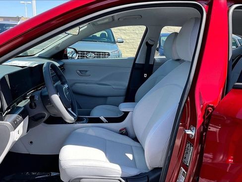 Certified 2024 Hyundai Kona SE FWD image 14