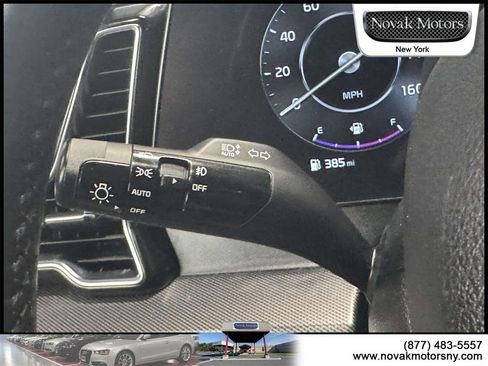 Used 2023 Kia Sportage SX image 23