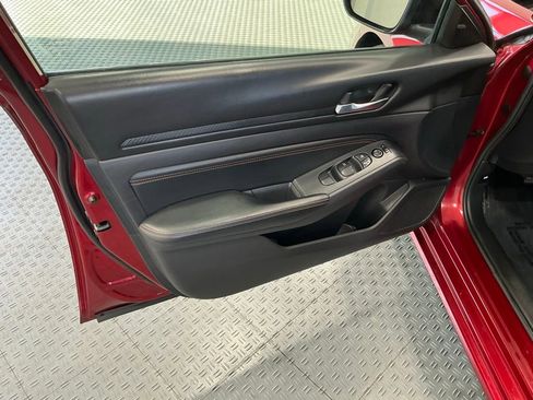 Used 2020 Nissan Altima 2.5 SR w/ Premium Package FWD image 28