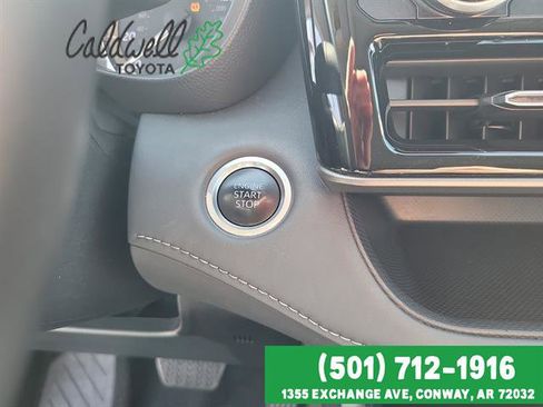 Used 2024 Toyota Highlander LE image 19