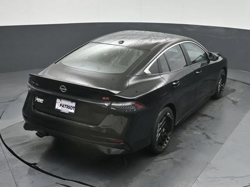 Used 2026 Nissan Sentra SR w/ Floor Mat Package FWD image 39