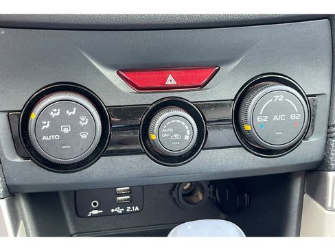 Certified 2021 Subaru Forester AWD/4WD image 27