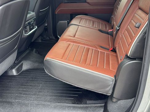 Certified 2024 GMC Sierra 2500 Denali Ultimate w/ Max Trailering Package image 18