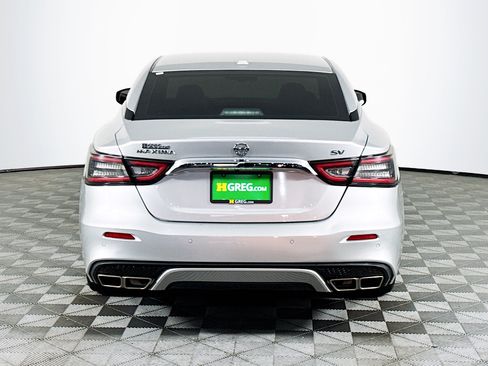 Used 2022 Nissan Maxima SV w/ Floor Mat Group FWD image 7