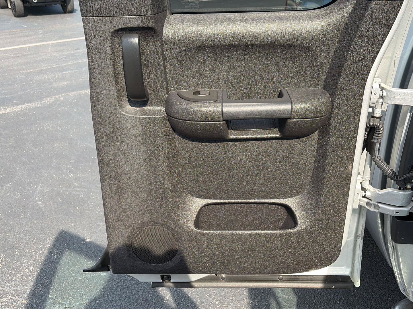 Used 2011 GMC Sierra 2500 SLE w/ Convenience Package AWD/4WD image 17