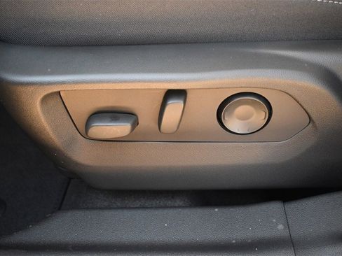 New 2025 Buick Envision Preferred image 17