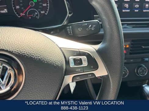 Certified 2021 Volkswagen Jetta FWD image 35